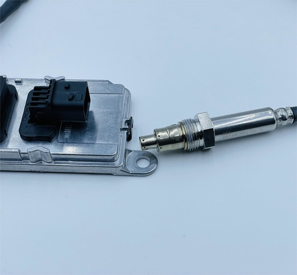 Nox Nitrogen Oxide Sensor 24v For Hyundai Truck Oem 29650-84300 5wk97303