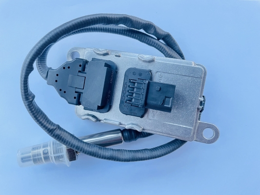 OE Standard 2012 Truck Engine NOx Sensor For DAF 2006245 5WK96661D