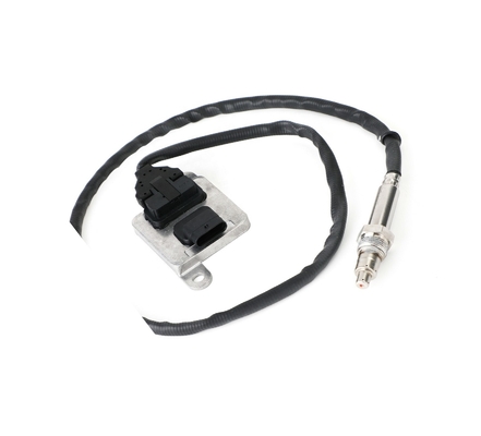 A0009053506 5WK96681F Car NOx Sensor 12V Mercedes Benz E400